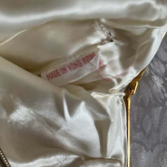 Outrageously Beautiful Billions of Beads Evening Purse swirls and twirls galore - Picture 6 of 8